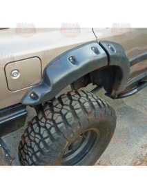 Overfendere Aripi laterale SUZUKI VITARA – 4 uși (COR-SV-4D)